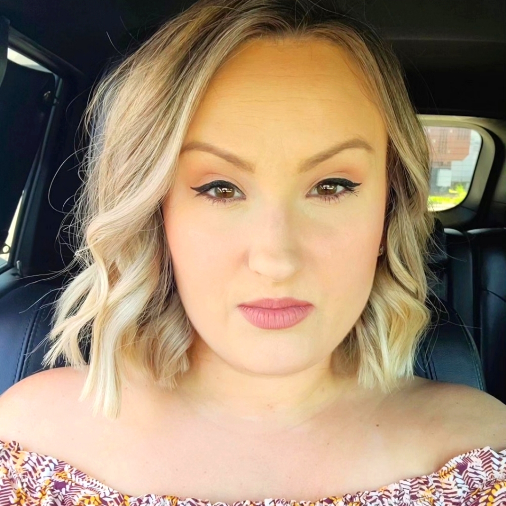 Meet your Posher, Tara